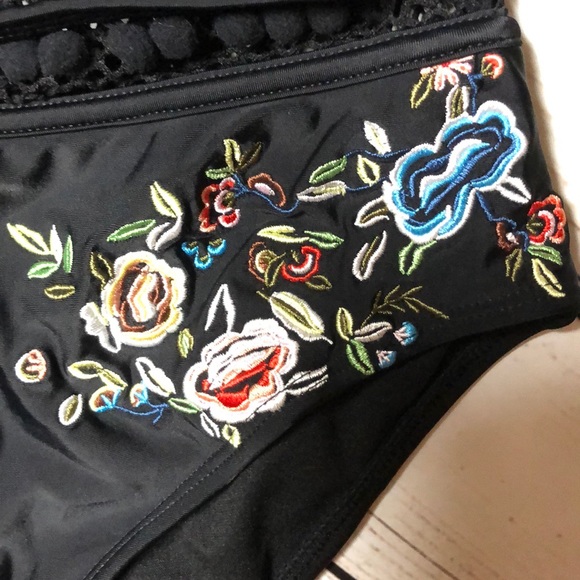 SOLD NWT Last One! ASOS Premier Embroidered - Picture 7 of 8